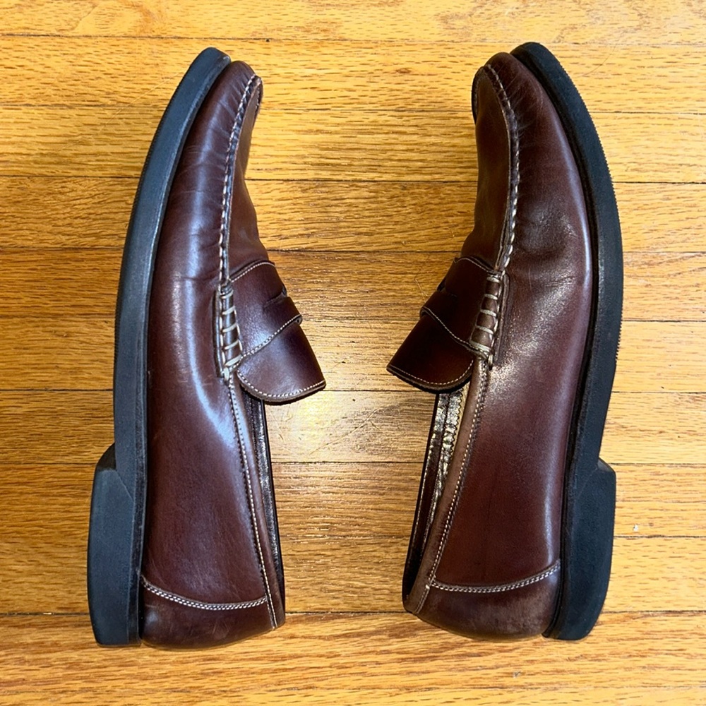 Santoni leather loafers. Made in Italy. No box.